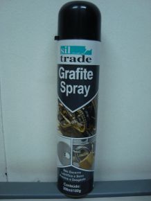 Grafite Spray - Sil Trade : Forma um película protetora e lubrificante.  Pode ser aplicado em canaletas de vidros, fechaduras, portões, máquinas, trilhos e mecanismos em geral reduzindo o atrito das peças.